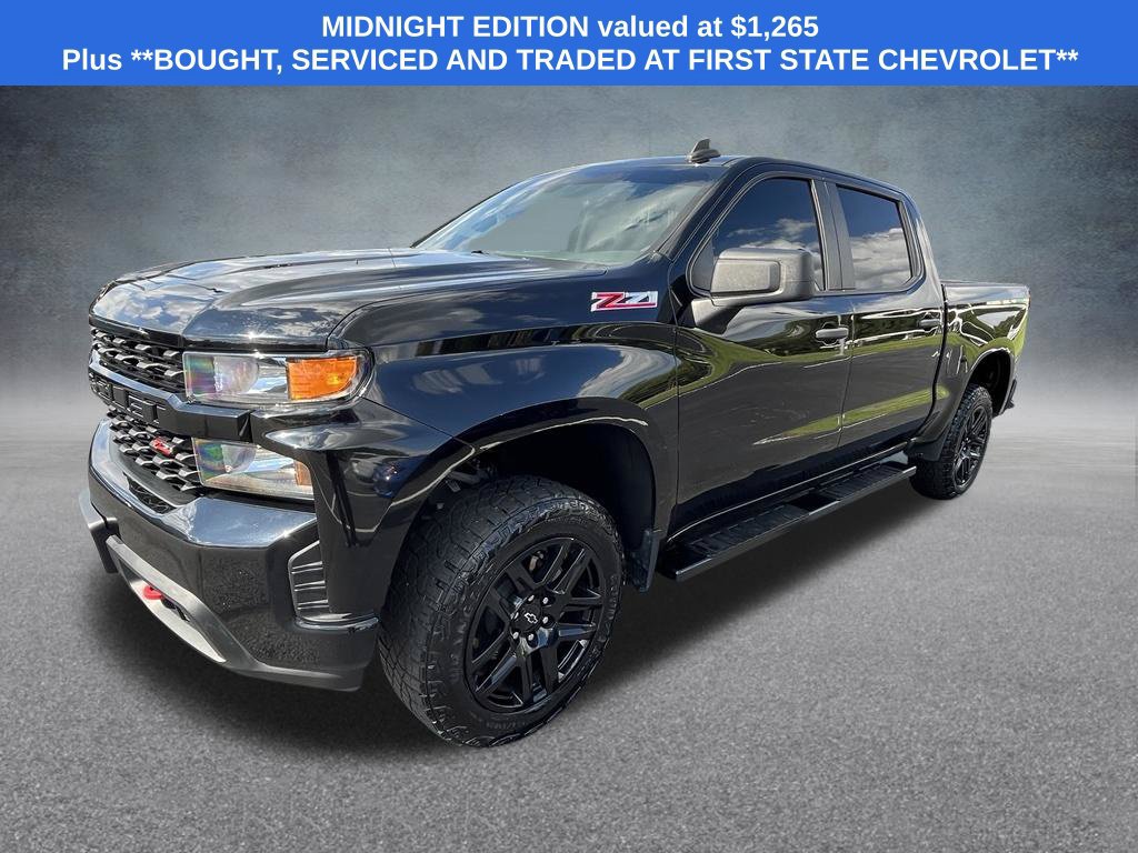 Used 2021 Chevrolet Silverado 1500 Custom Trail Boss w/ Midnight Edition AWD/4WD image 3