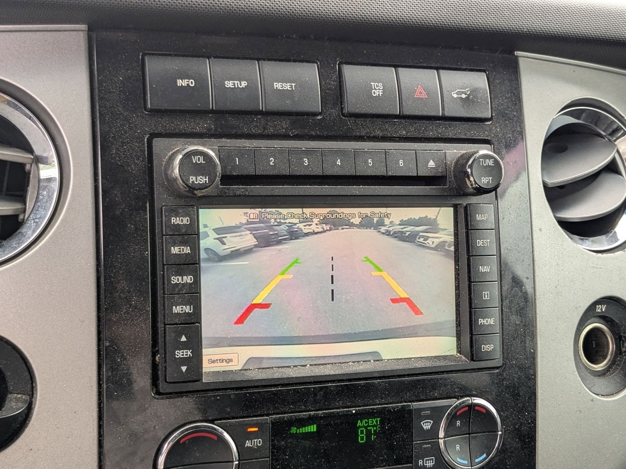 Used 2014 Ford Expedition Limited w/ Equipment Group 301A RWD image 16