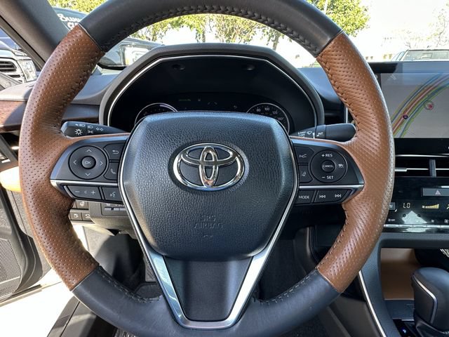 Used 2019 Toyota Avalon Limited w/ Advanced Safety Package FWD image 11