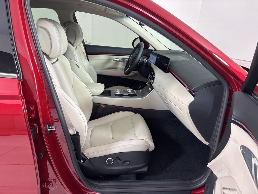 New 2026 Genesis GV70 2.5T Advanced AWD/4WD image 14