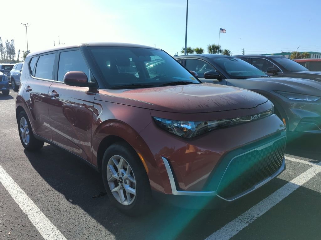 Certified 2023 Kia Soul LX w/ Option Group 015