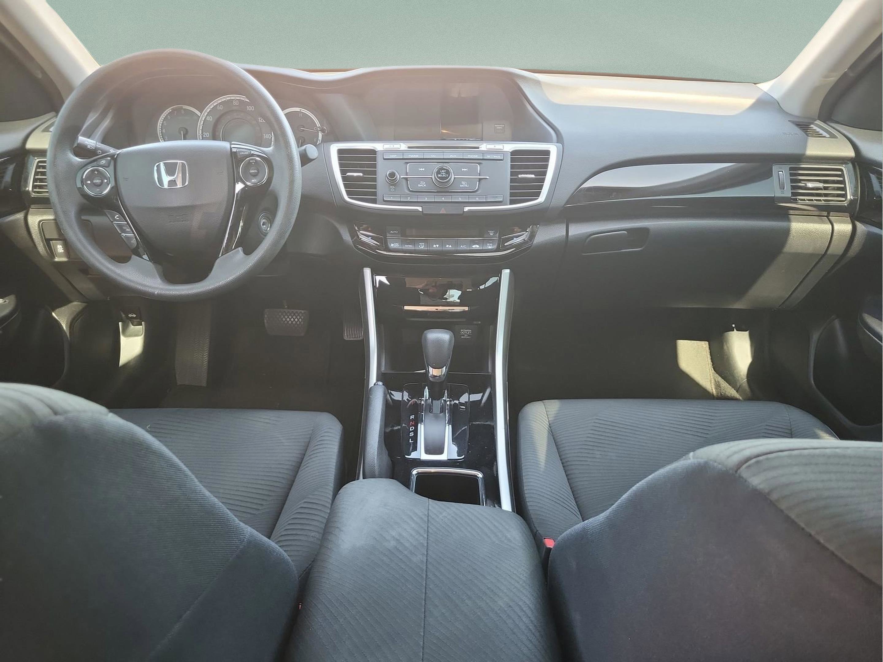 Certified 2017 Honda Accord LX image 30