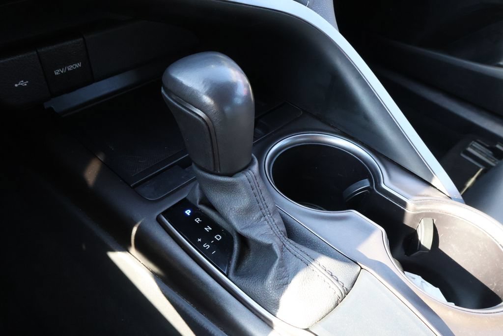 Used 2024 Toyota Camry SE FWD image 24