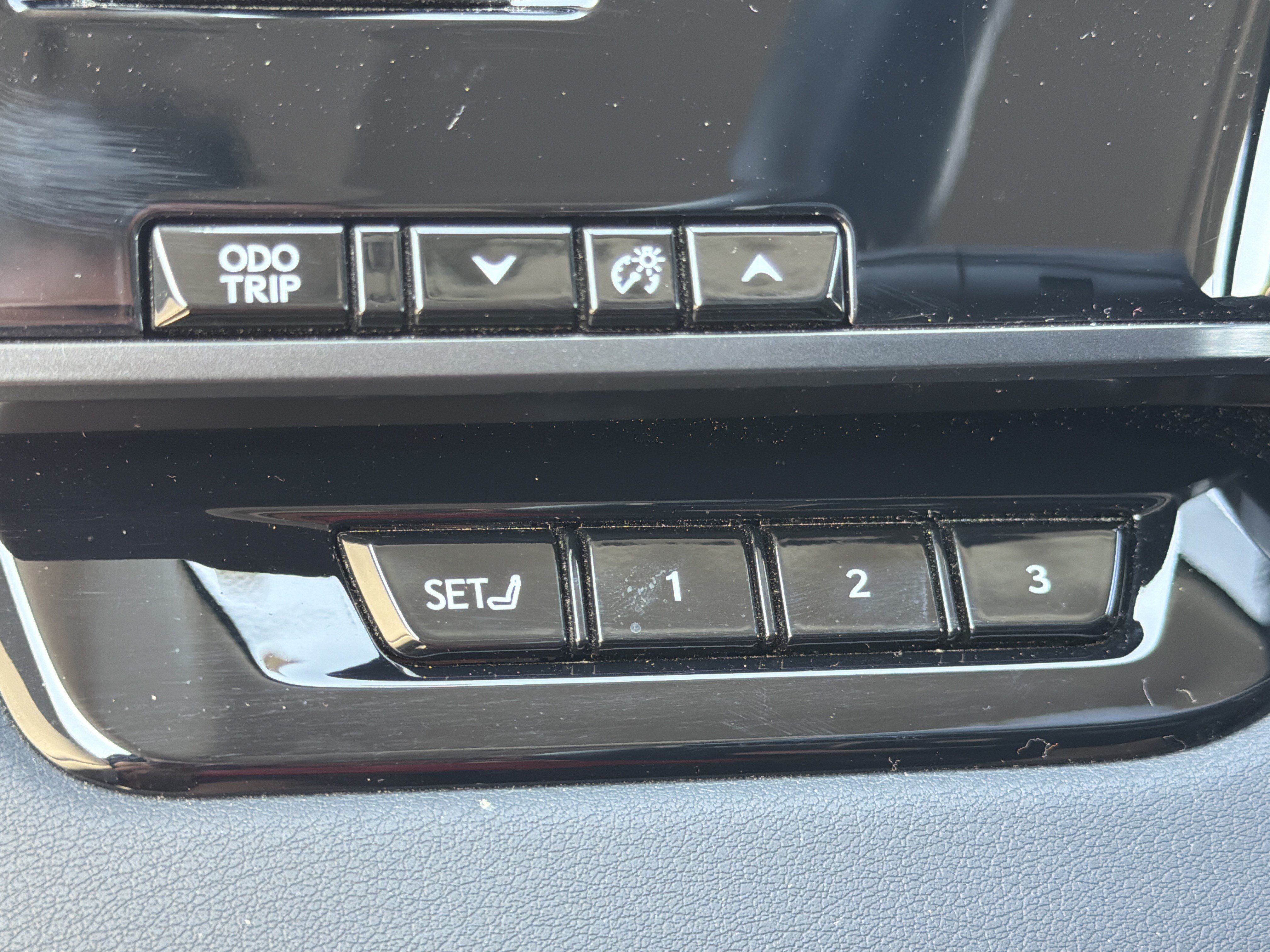 Used 2024 Lexus RX 350 Premium w/ Cold Area Package FWD image 13