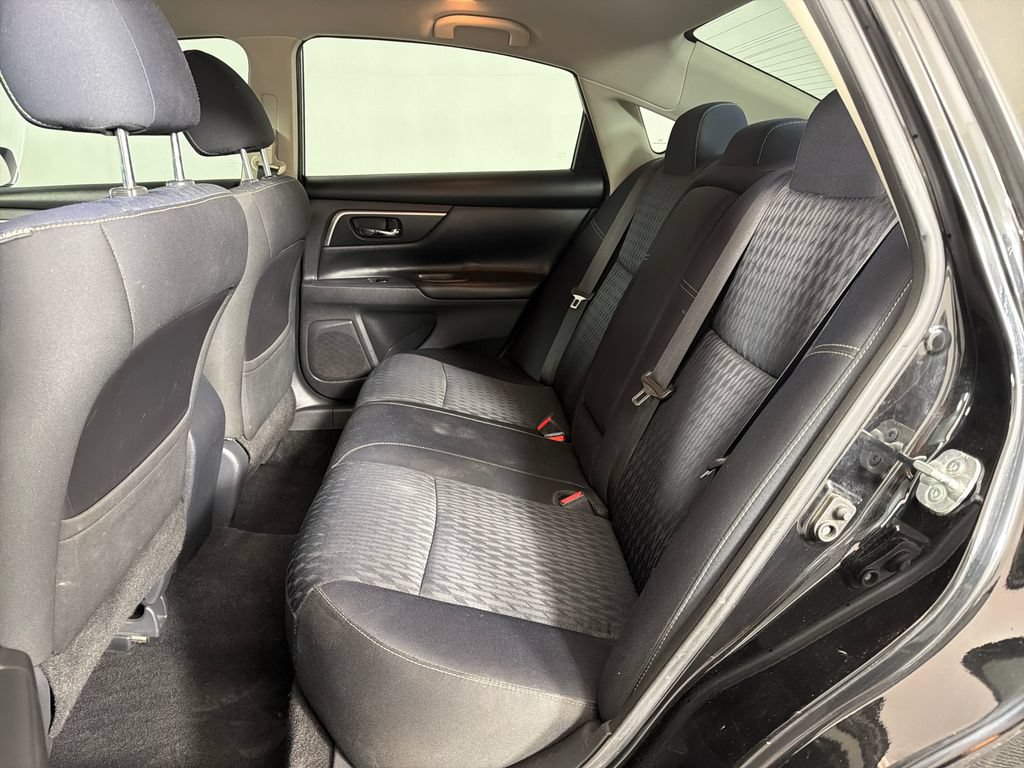 Used 2018 Nissan Altima 2.5 SV FWD image 19