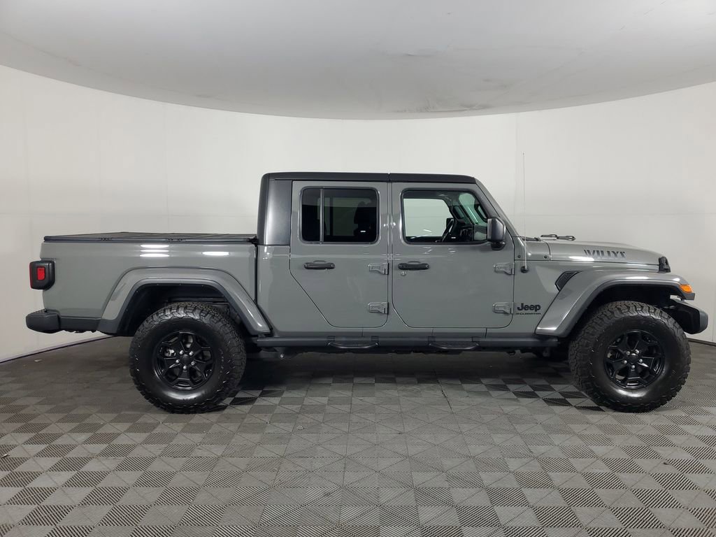 Used 2023 Jeep Gladiator Willys image 3