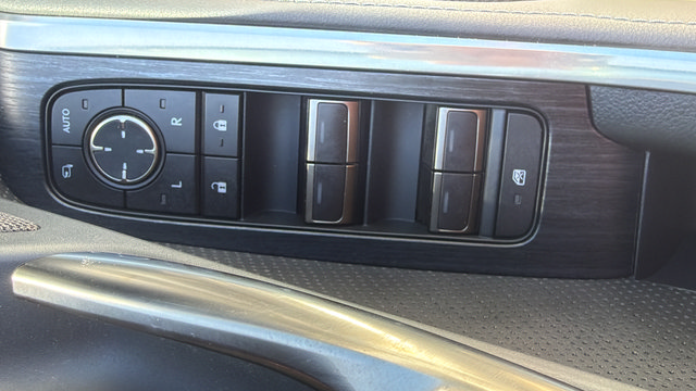 Used 2024 Lexus GX 550 AWD/4WD image 46