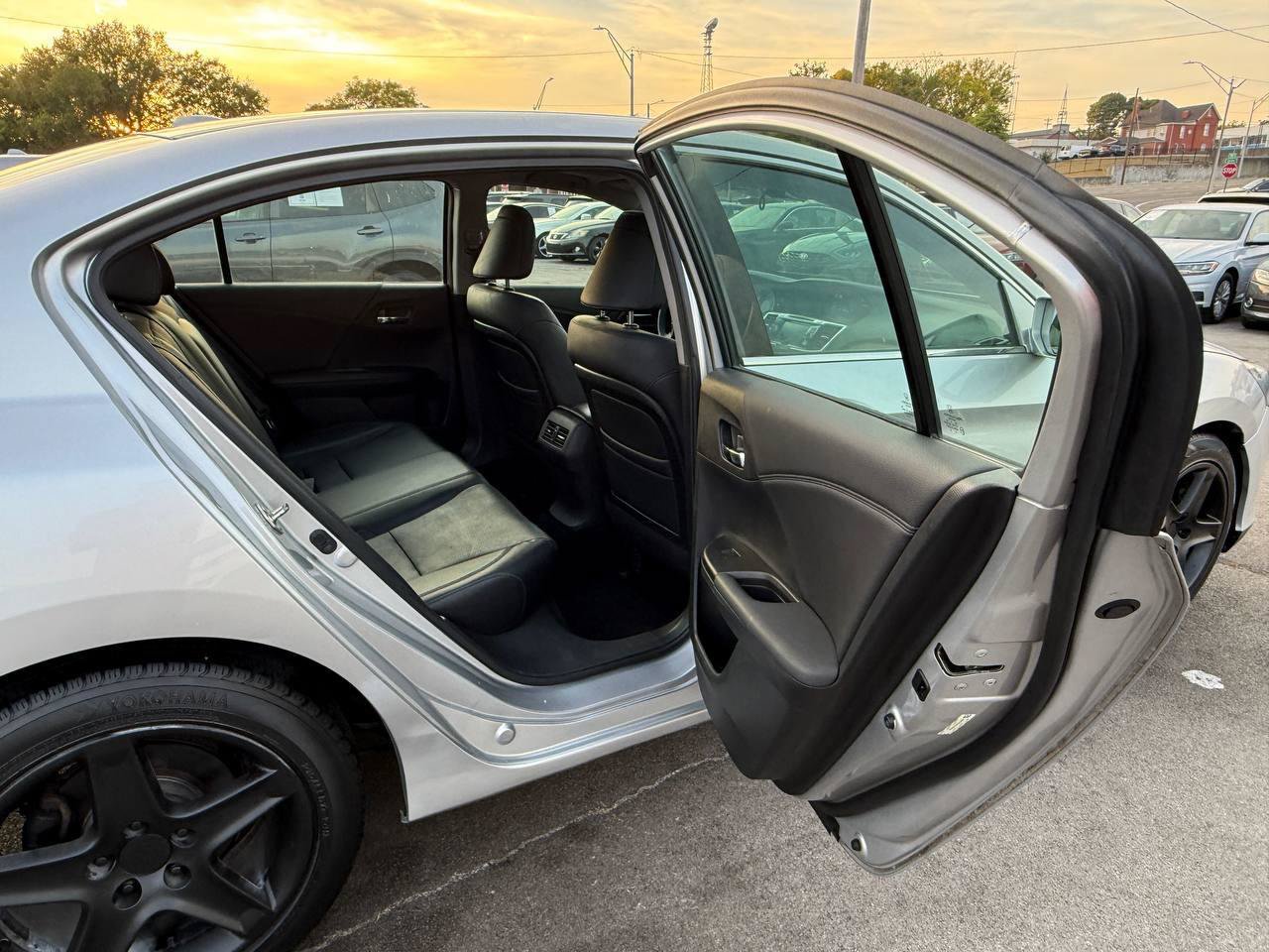 Used 2014 Honda Accord EX-L image 27