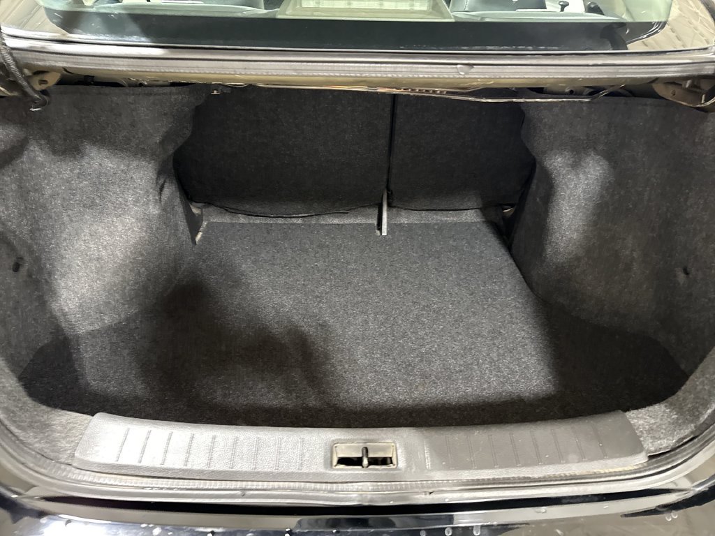 Used 2018 Nissan Sentra SL FWD image 25