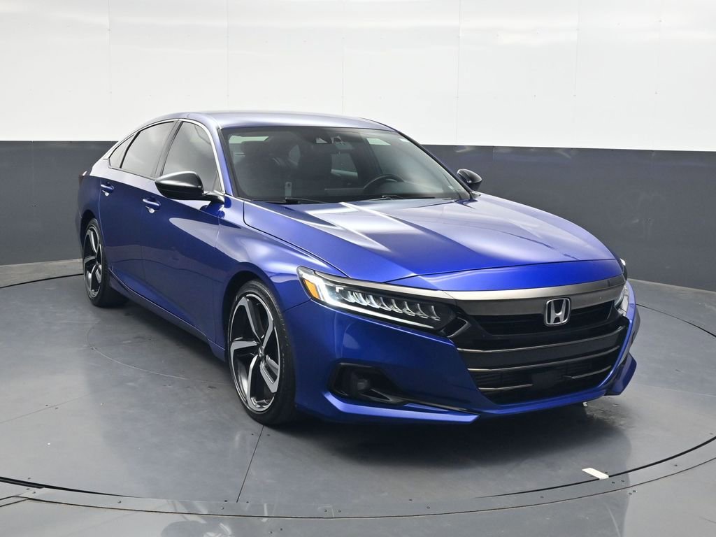 Used 2022 Honda Accord Sport image 2