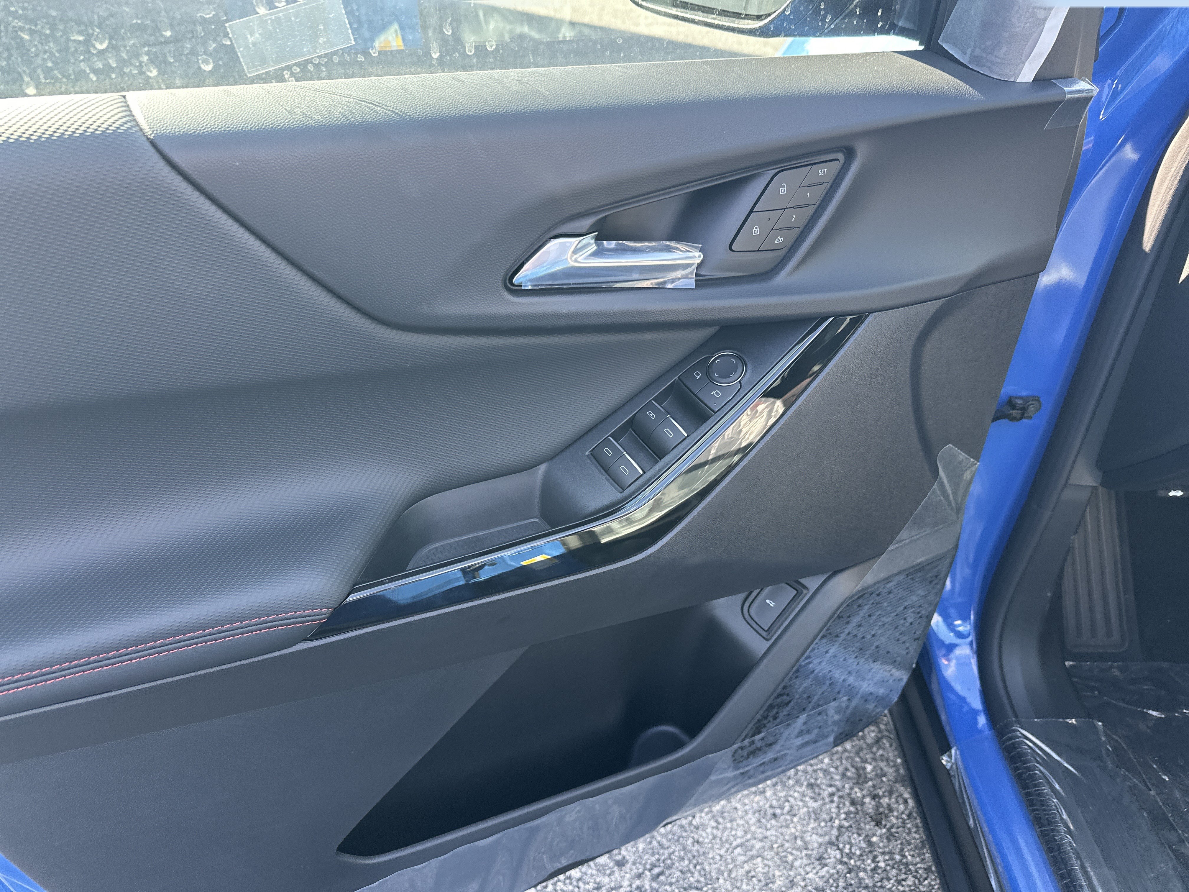 New 2027 Chevrolet Equinox RS w/ Safety and Technology Package AWD/4WD image 8