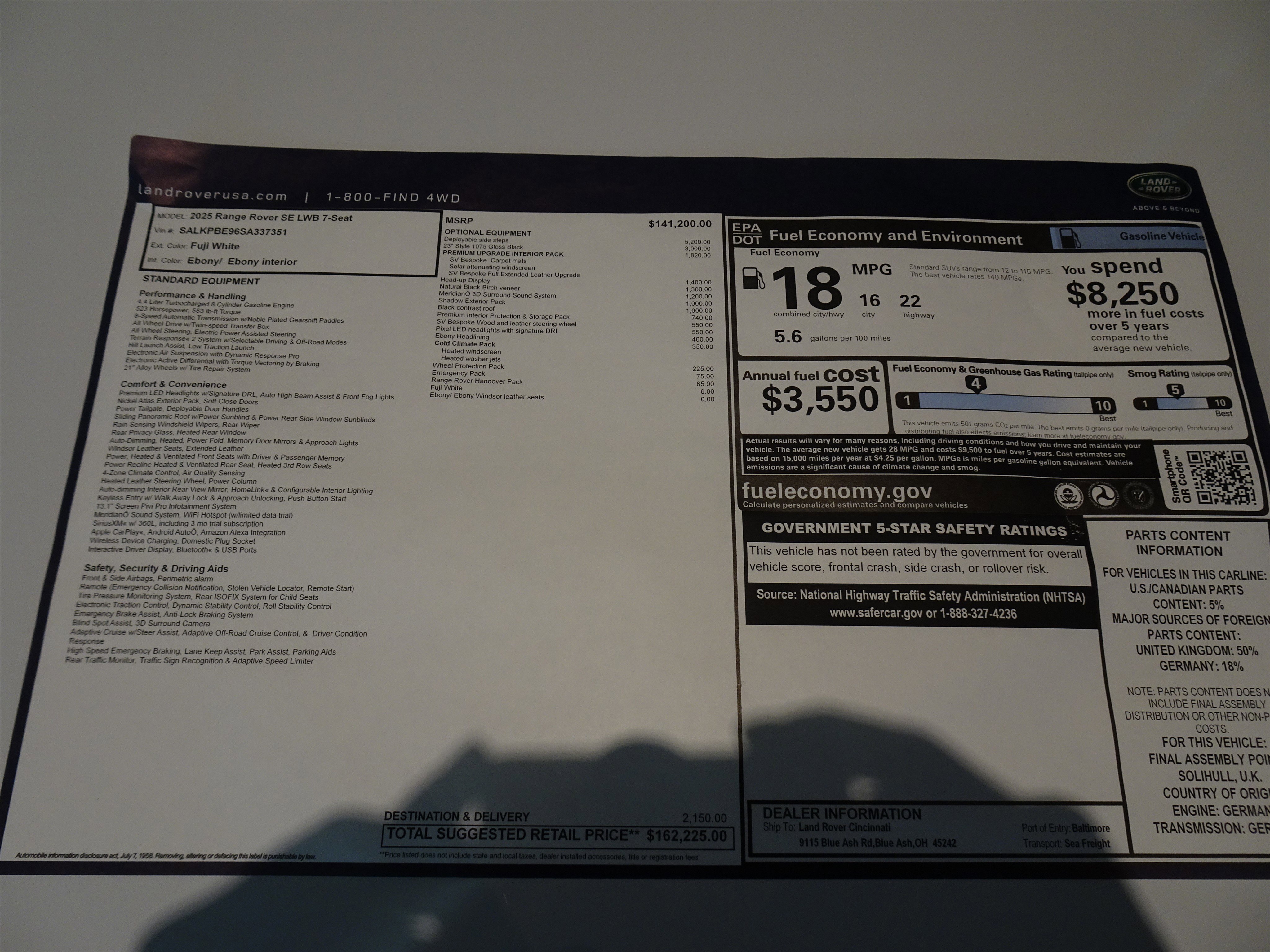 New 2025 Land Rover Range Rover Long Wheelbase SE image 5