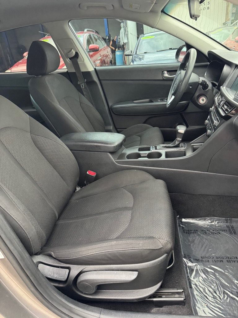 Used 2017 Kia Optima LX w/ Convenience Plus Package FWD image 20