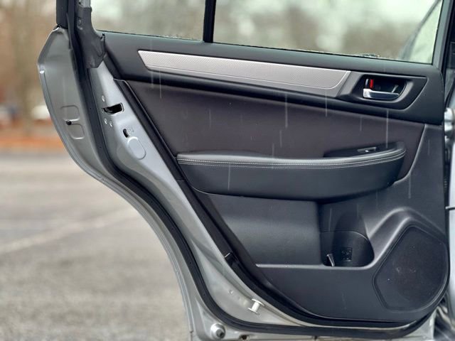 Used 2015 Subaru Legacy 2.5i Premium w/ Moonroof Package image 11