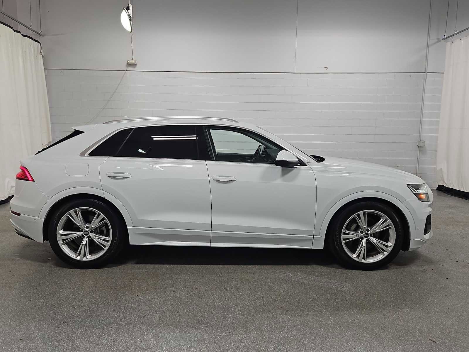 Used 2023 Audi Q8 Prestige image 10