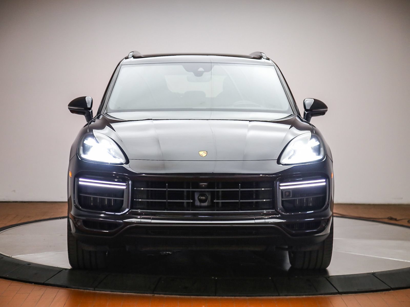 Certified 2020 Porsche Cayenne Turbo AWD/4WD image 10