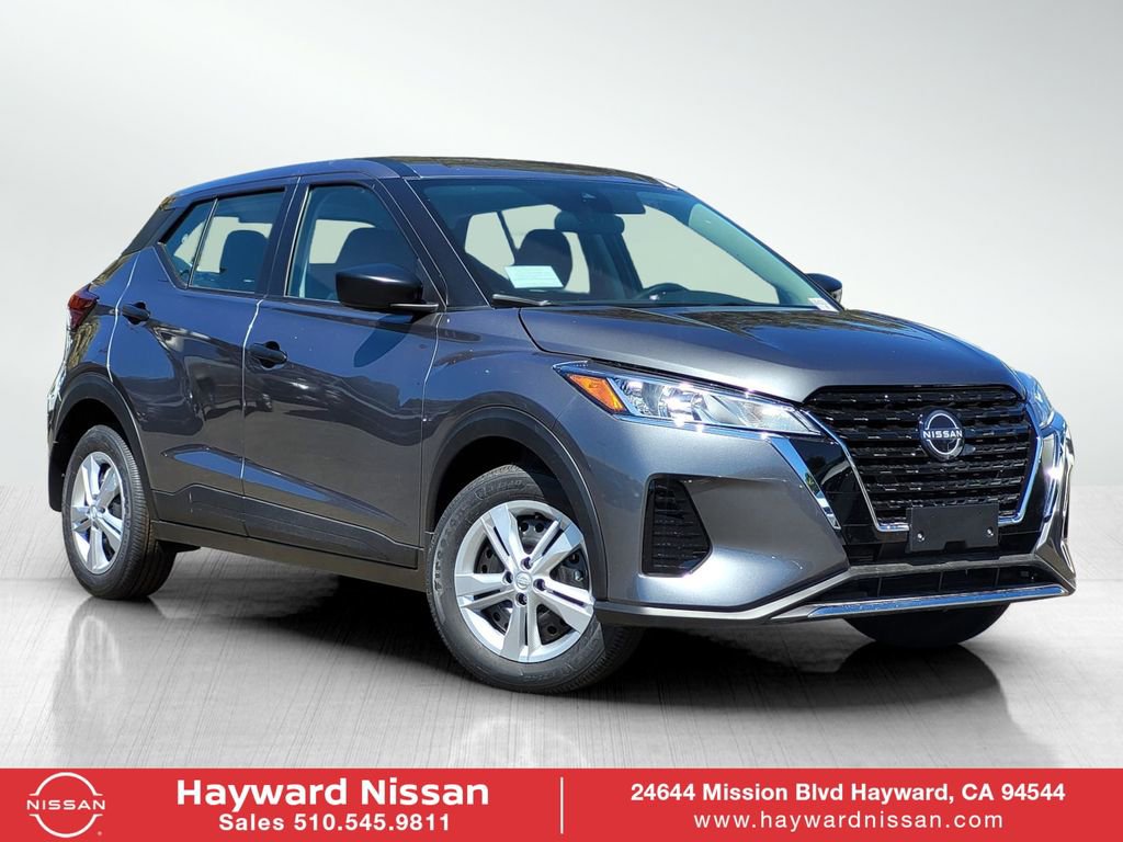 New 2025 Nissan Kicks Play S FWD image 1