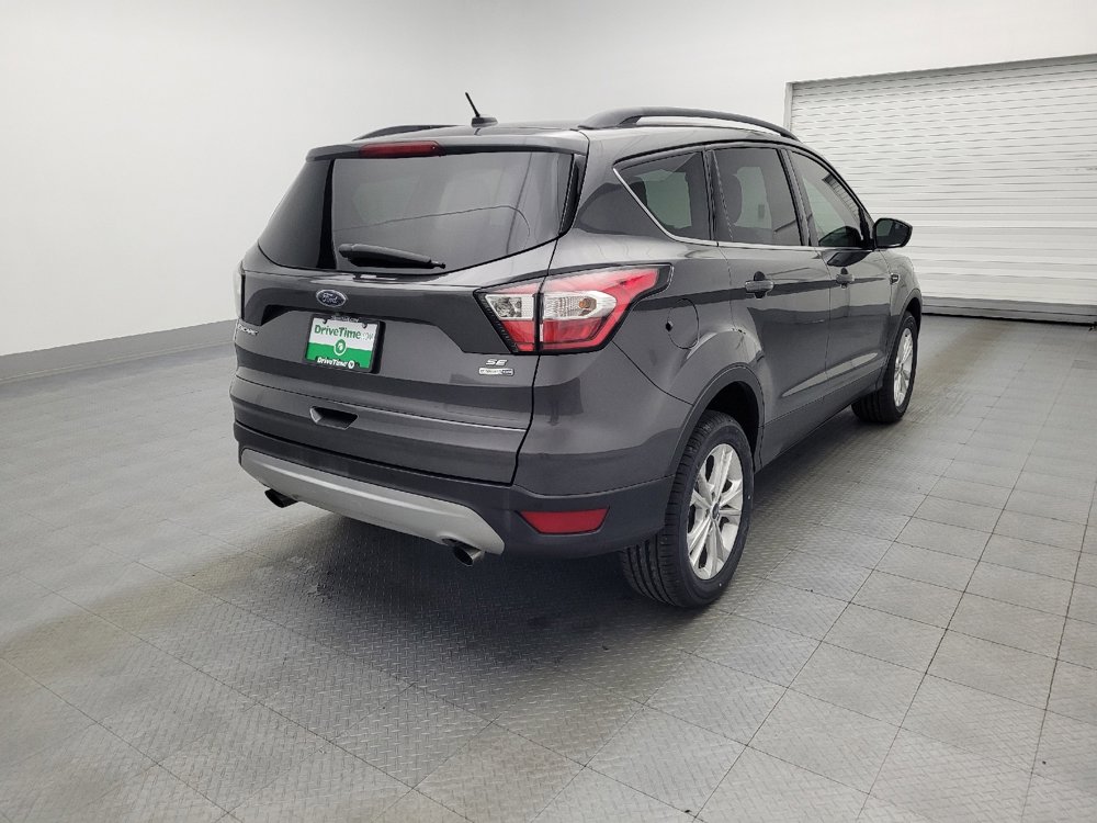 Used 2018 Ford Escape SE image 9
