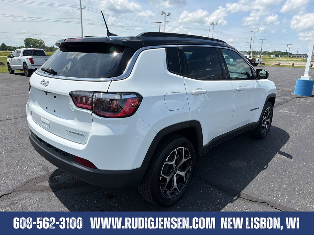 Used 2025 Jeep Compass Limited AWD/4WD image 5
