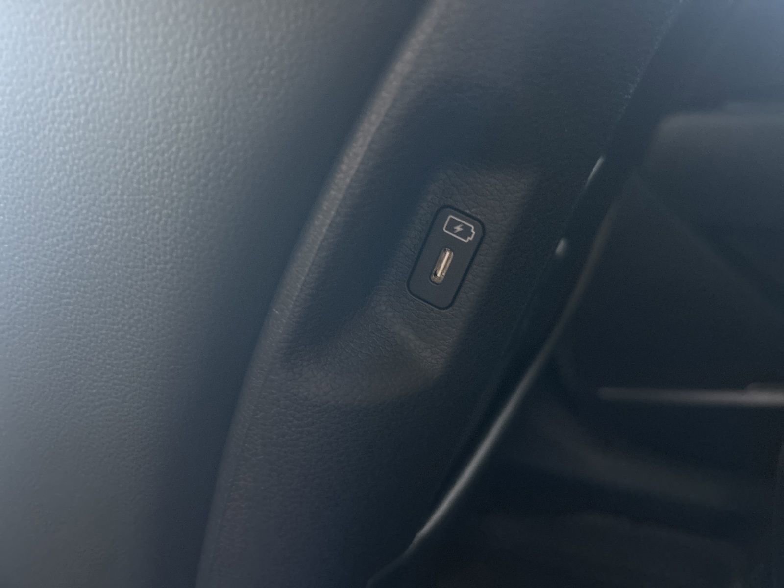 New 2026 Kia Sportage SX image 14