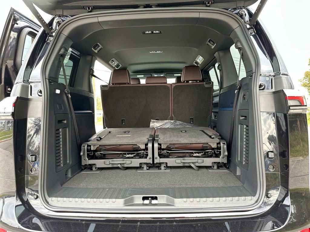 New 2025 Volkswagen ID. Buzz Pro S image 25