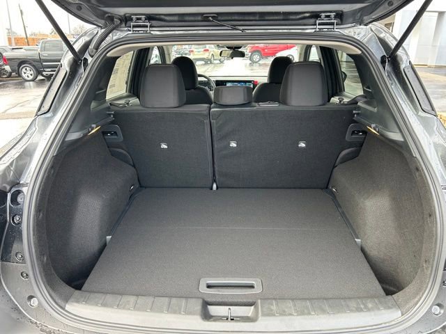 New 2026 Nissan Kicks SV image 7