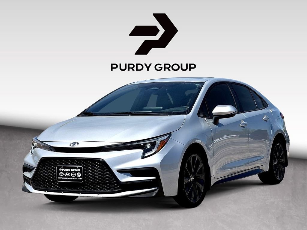 Used 2023 Toyota Corolla SE w/ SE Premium Package image 4