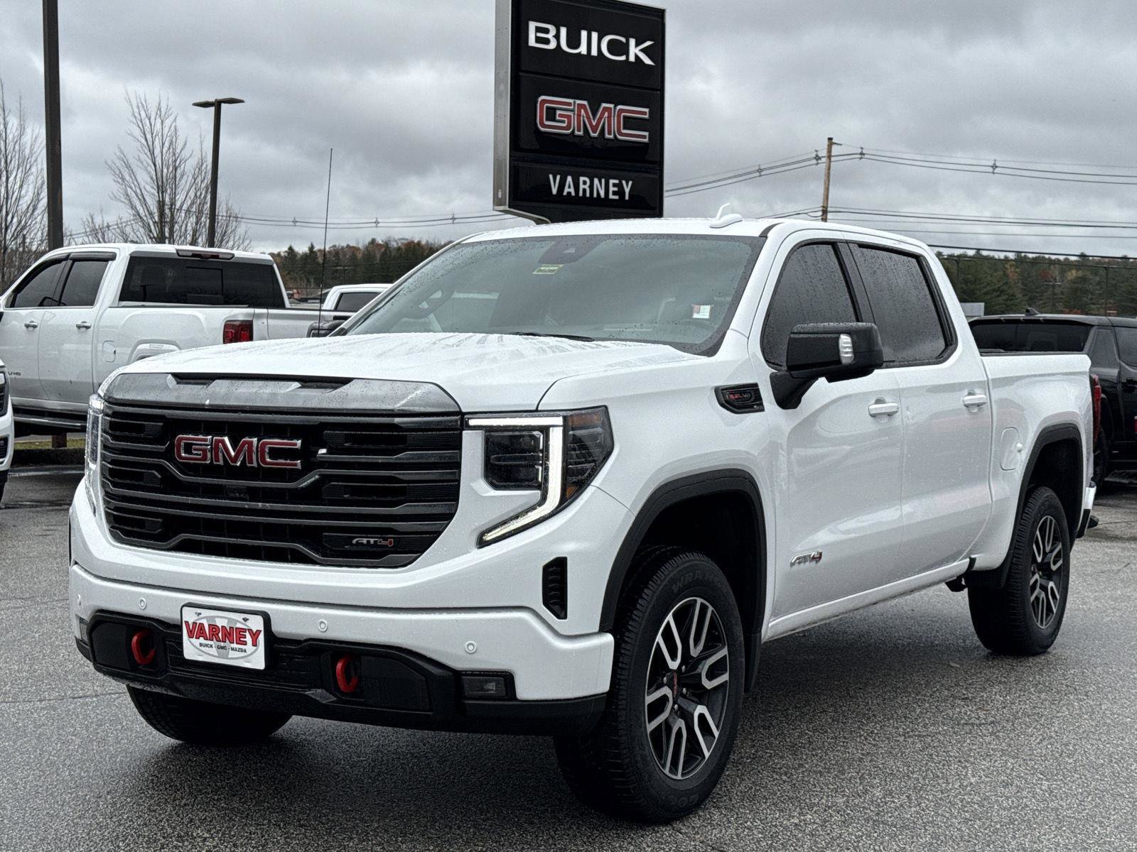 Used 2024 GMC Sierra 1500 AT4 w/ Technology Package image 1