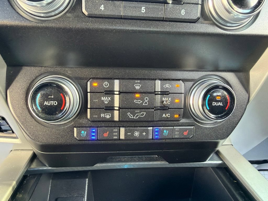 Used 2019 Ford F150 Lariat w/ Equipment Group 502A Luxury AWD/4WD image 32