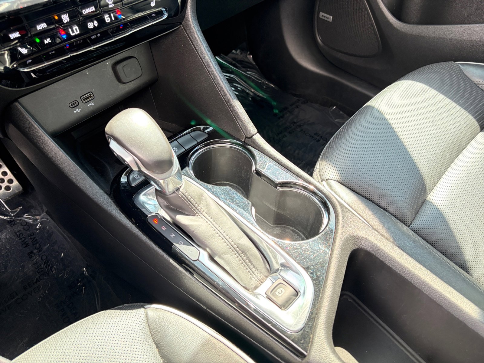 Used 2024 Buick Encore GX Avenir w/ Avenir Technology Package image 20