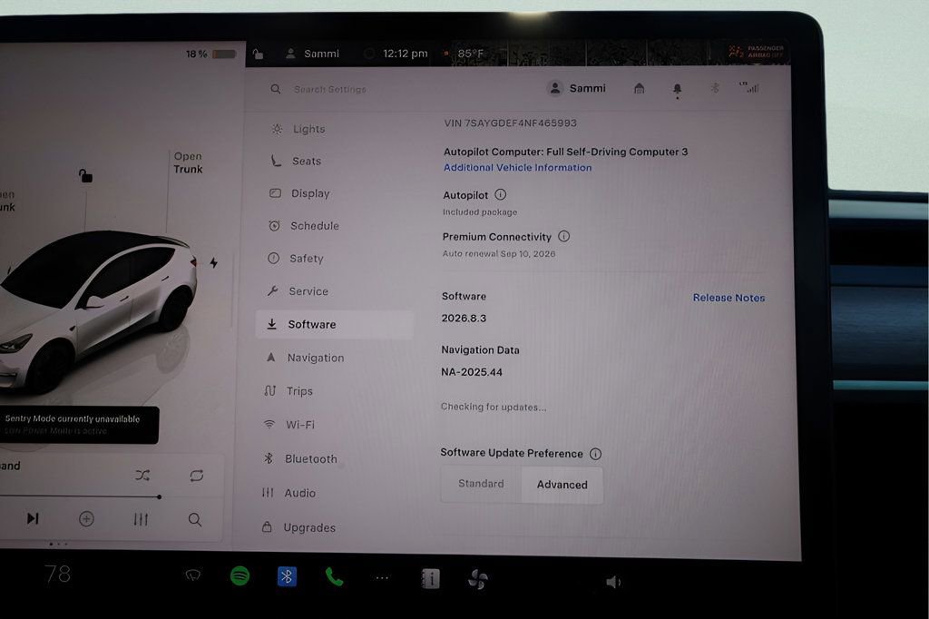 Used 2022 Tesla Model Y Performance AWD/4WD image 31