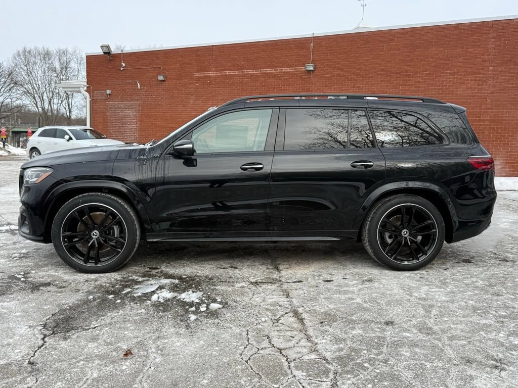New 2025 Mercedes-Benz GLS 450 4MATIC image 4