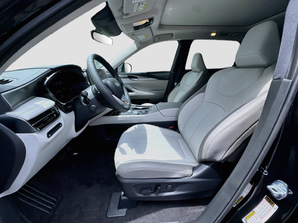 New 2027 INFINITI QX60 Luxe w/ Cargo Package FWD image 22