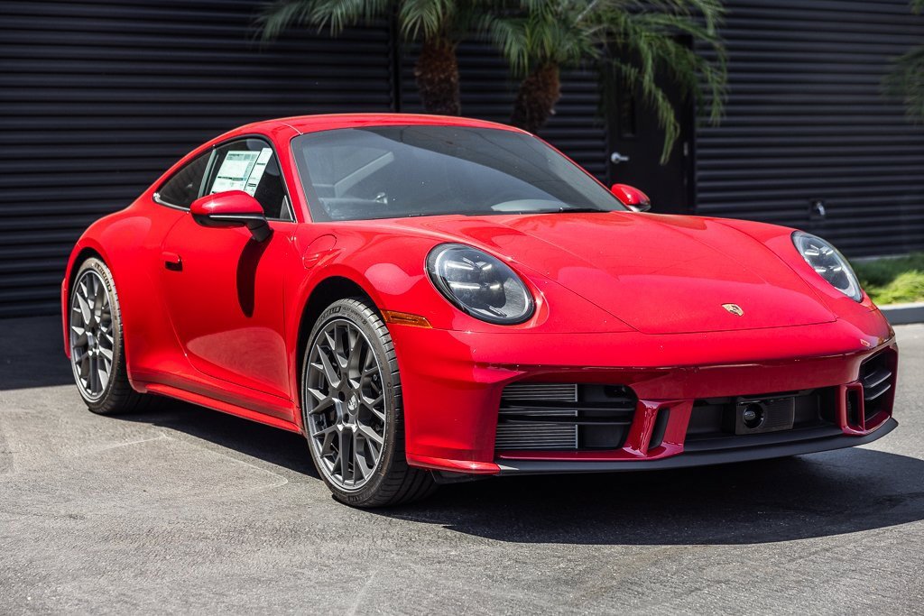 Used 2025 Porsche 911 Carrera S image 6