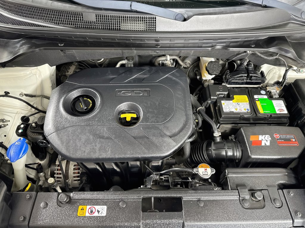 Used 2017 Kia Soul + w/ Primo Package FWD image 32