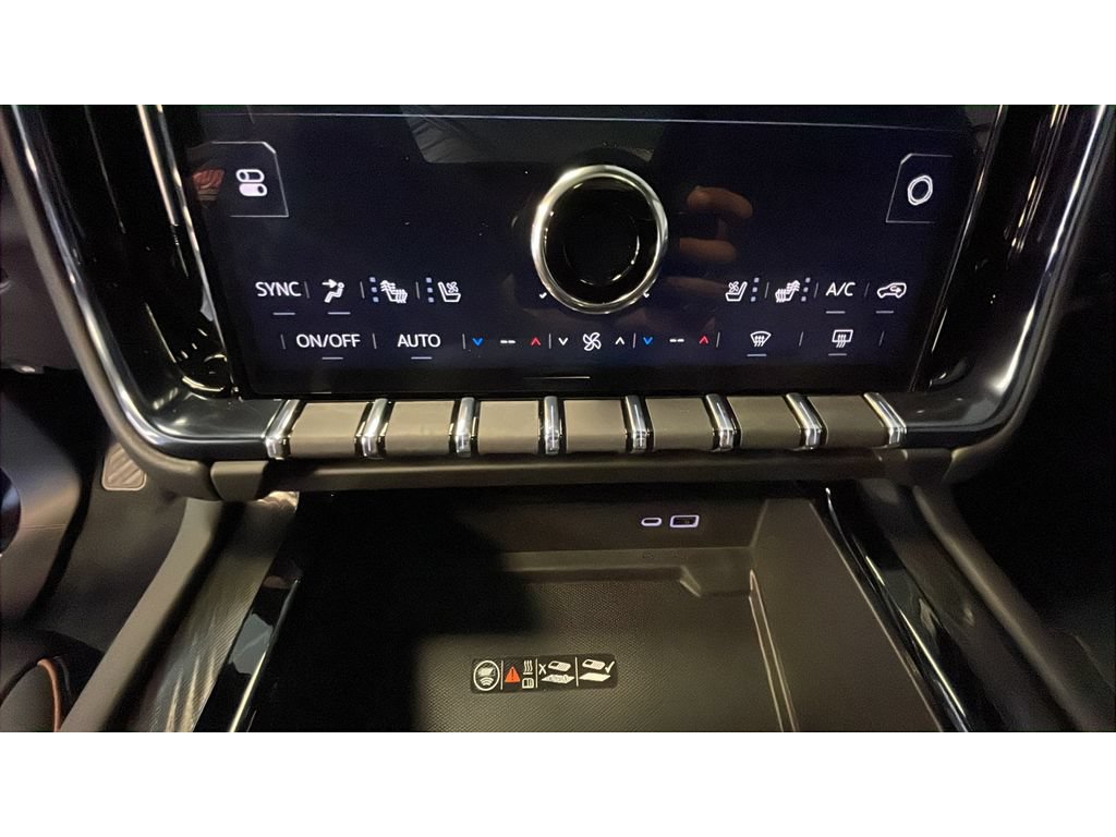 New 2026 GMC Yukon XL AT4 w/ AT4 Premium Package AWD/4WD image 14
