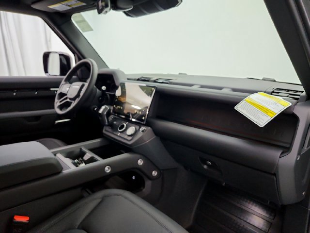 New 2026 Land Rover Defender 110 S AWD/4WD image 17