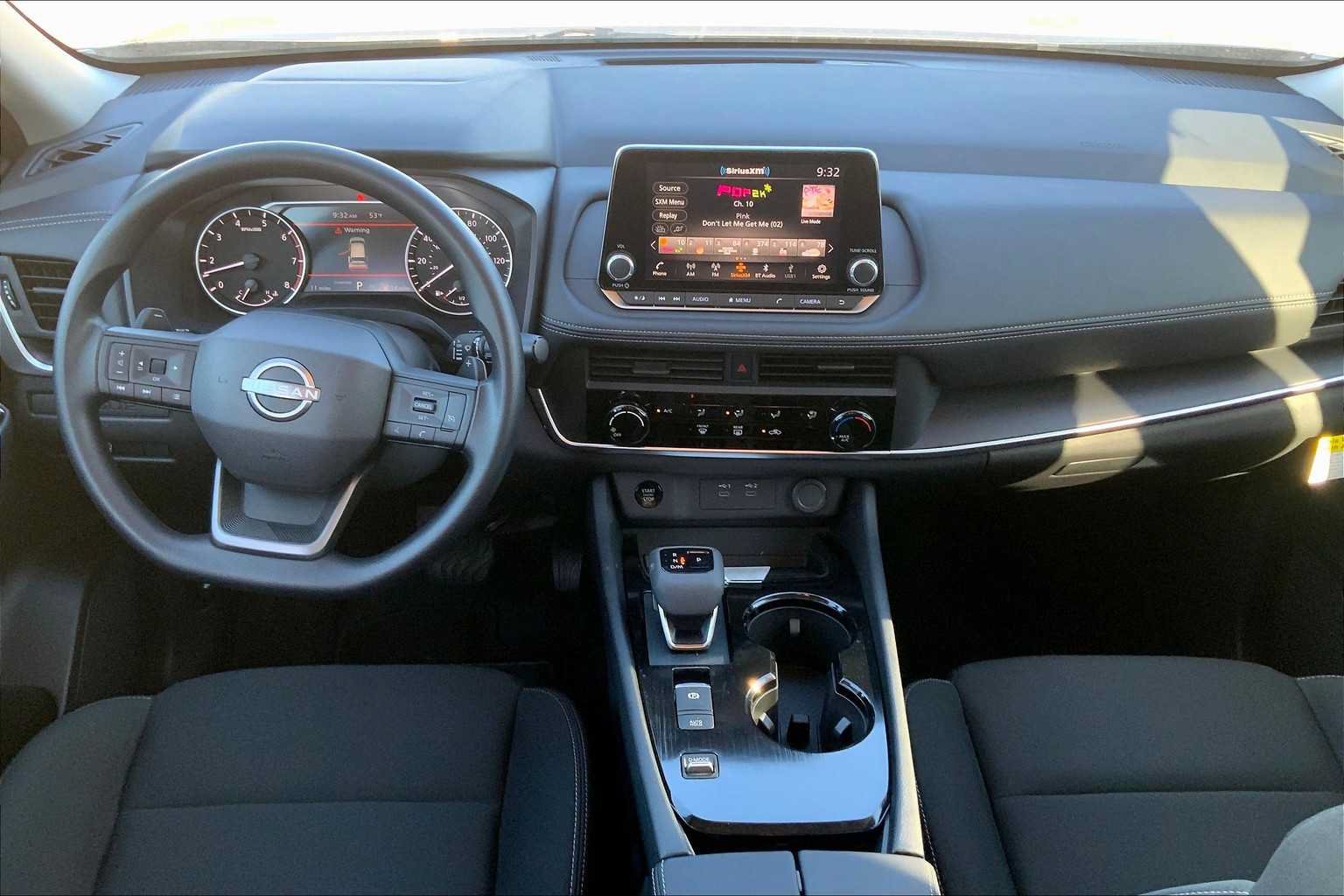 Certified 2025 Nissan Rogue S FWD image 5