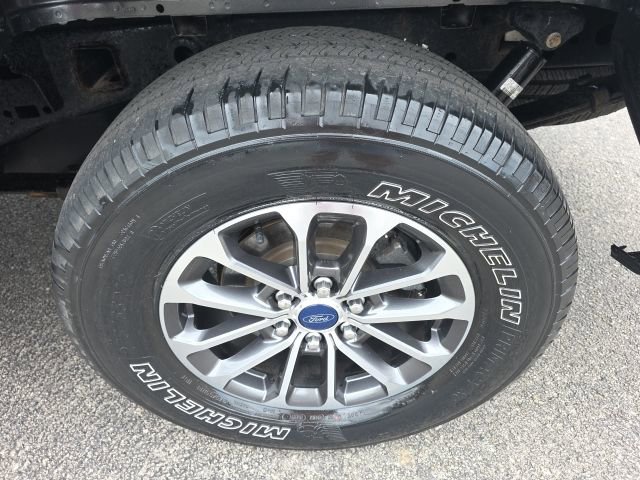 Used 2018 Ford F150 XLT w/ Equipment Group 302A Luxury image 6