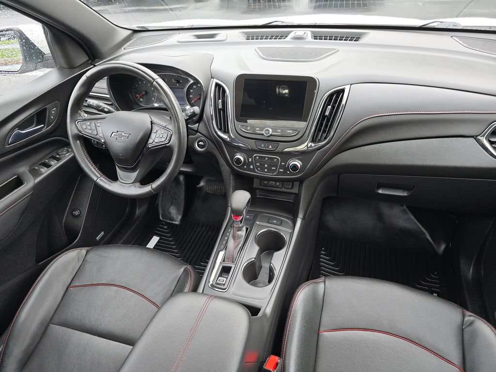 Used 2022 Chevrolet Equinox RS w/ RS Leather Package AWD/4WD image 13