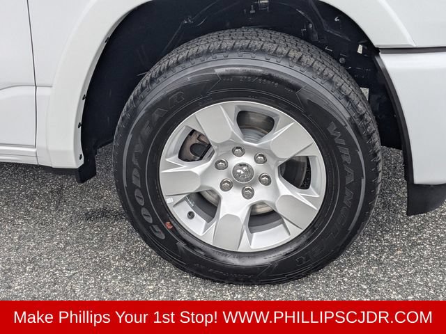 Used 2025 RAM 1500 Big Horn AWD/4WD image 11