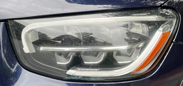 Used 2021 Mercedes-Benz GLC 300 4MATIC image 12