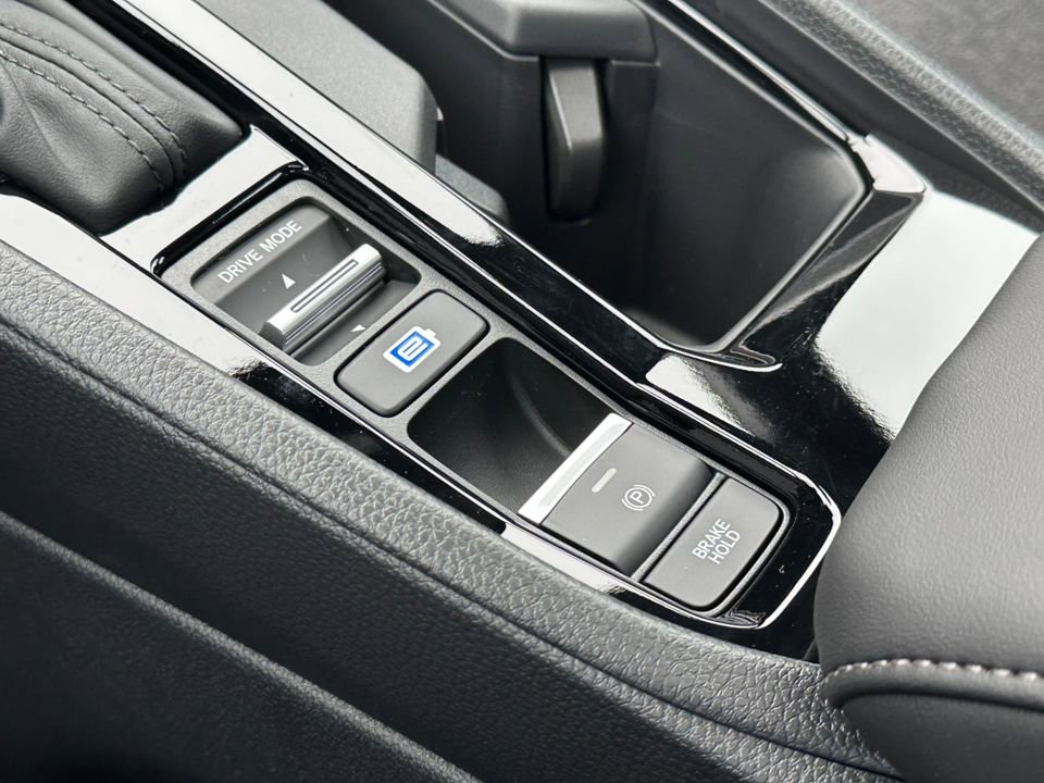 New 2025 Honda Accord Sport image 27