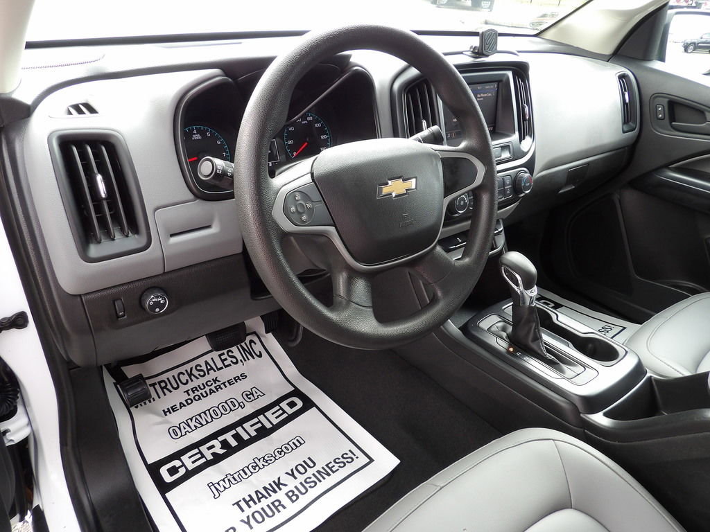 Used 2022 Chevrolet Colorado W/T w/ WT Convenience Package RWD image 16