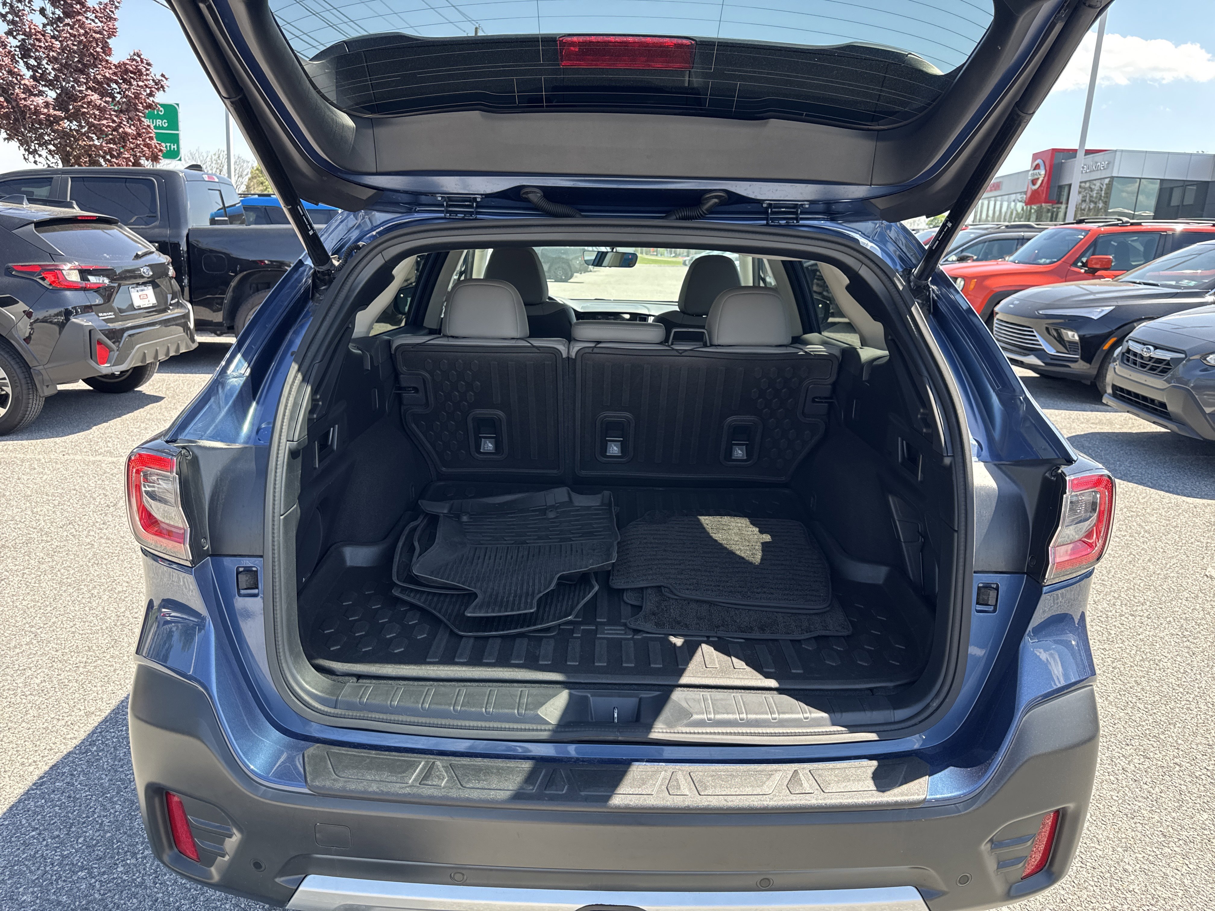 Certified 2022 Subaru Outback Limited AWD/4WD image 25