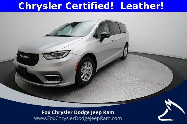Certified 2024 Chrysler Pacifica Touring-L