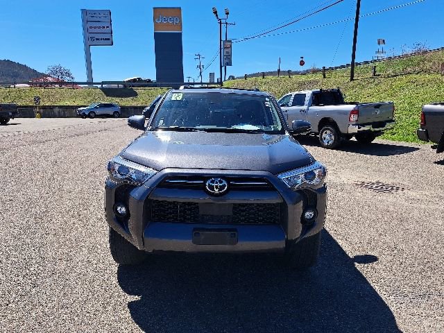 Used 2023 Toyota 4Runner SR5 Premium w/ Moonroof Package AWD/4WD image 3