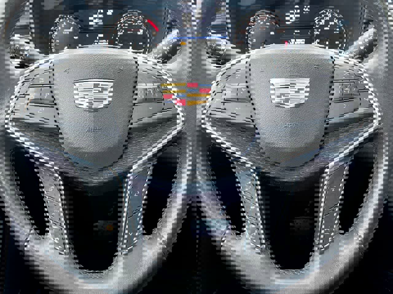 Used 2022 Cadillac XT5 Premium Luxury w/ LPO, Floor Liner Package image 10