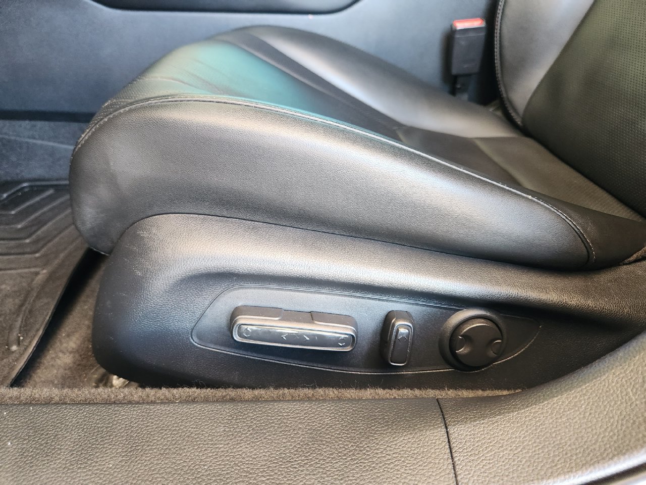 Used 2023 Honda Accord Touring image 23