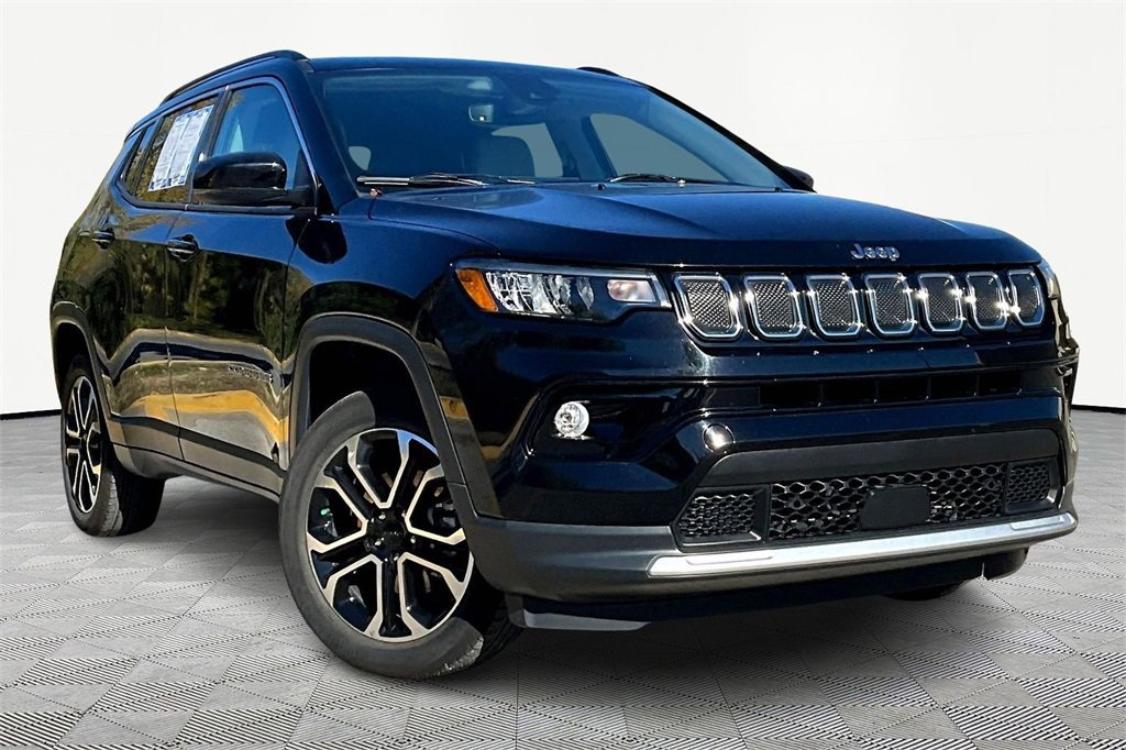 Used 2022 Jeep Compass Limited image 12